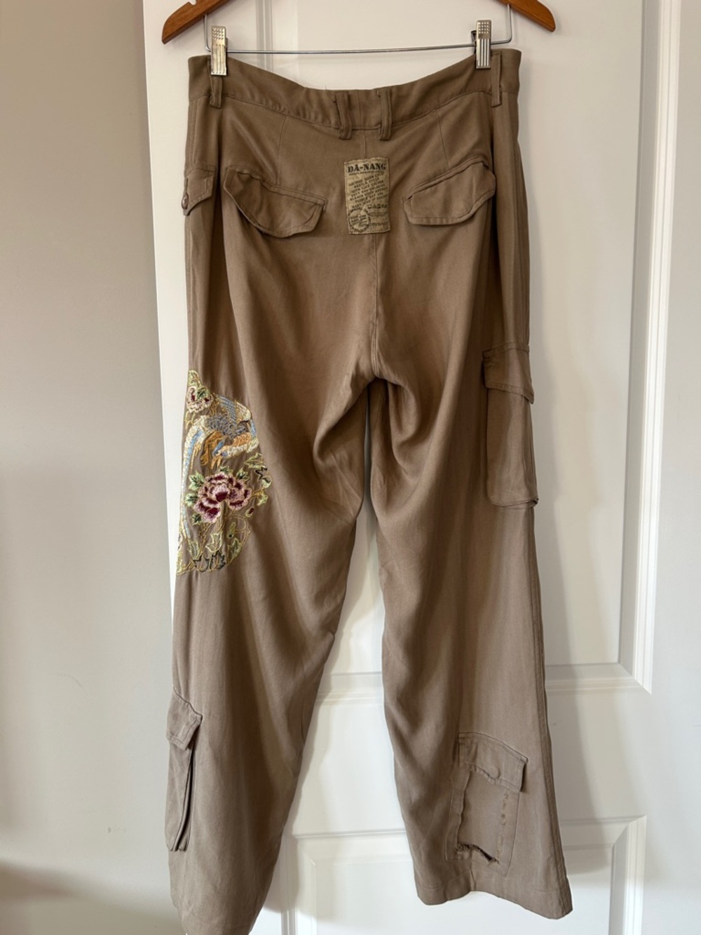 Da-Nang Cargo Pant Sz M w MEASUREMENTS Washable Silk Tan - Picture 12 of 14